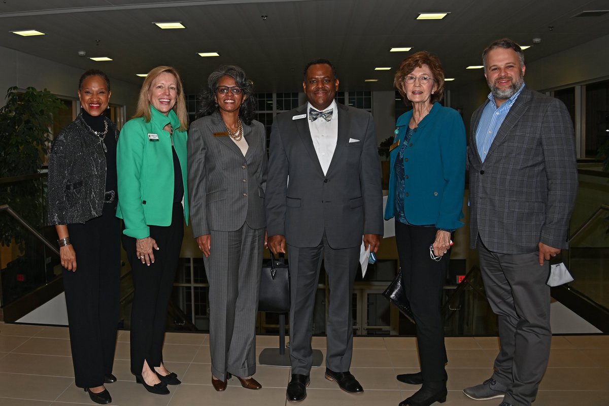 ChancellorGaber's tweet photo. I was honored to join #CLT leaders in welcoming the National Institute of Minority Economic Development’s Women's Business Center of Charlotte to its new location on our campus.

This organization is vital to building a more diverse entrepreneurial landscape in Charlotte. https://t.co/8tmdmNNTdS