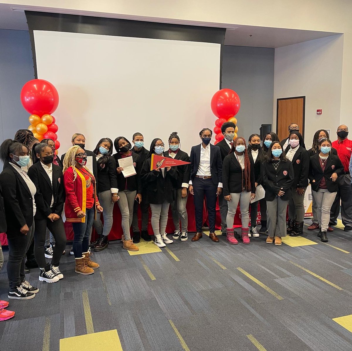 <a href="/mckinleyaob/">McKinley AOB</a> scholars toured the <a href="/udc_edu/">University of the District of Columbia (UDC)</a> biomedical facility and completed admissions applications. 100% of seniors who attended earned admission and 3 seniors received FULL ACADEMIC SCHOLARSHIPS! Congratulations! <a href="/NAFCareerAcads/">NAF</a> <a href="/dcpublicschools/">DC Public Schools</a> <a href="/MTHSTrainer/">McKinley Tech EC</a> <a href="/dc_acte/">dc_acte</a>