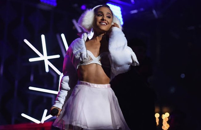 arquivomusic's tweet image. anitta vai cantar no jingle ball, ariana, taylor, doja, the weeknd e diversos outros artistas de peso já cantaram no evento. ela está cada vez mais relevante