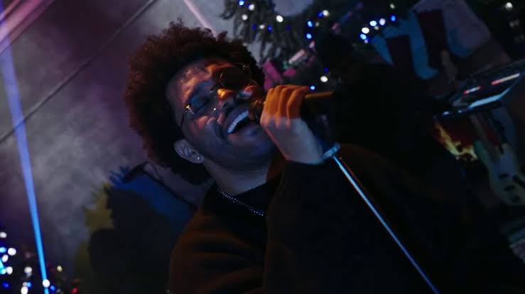 arquivomusic's tweet image. anitta vai cantar no jingle ball, ariana, taylor, doja, the weeknd e diversos outros artistas de peso já cantaram no evento. ela está cada vez mais relevante