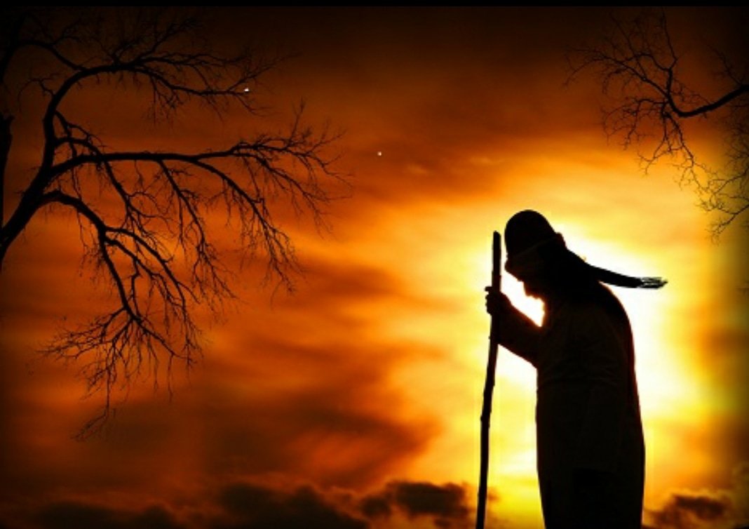 İnsan için en zor olan şey, her gün insan kalmaktır.

Cengiz Aytmatov