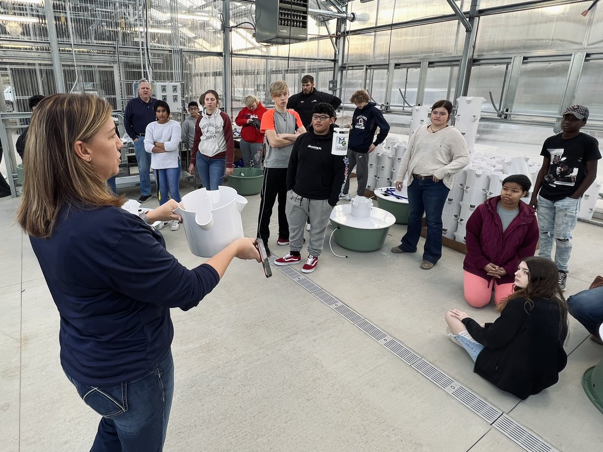 First day in the greenhouse! Our symbiotic relationship with <a href="/MSideAg/">Morningside Ag</a> has enabled us to begin our school based SAE projects. Morningside students guided us through the set up of the hydroponic grow towers!
<a href="/MorningsideEdu/">Morningside University</a> 
<a href="/SCCareerAcademy/">Sioux City Career Academy</a> 
<a href="/iowaffa/">Iowa FFA Association</a> 
#FFA
#WorkBasedLearning
#CTE
