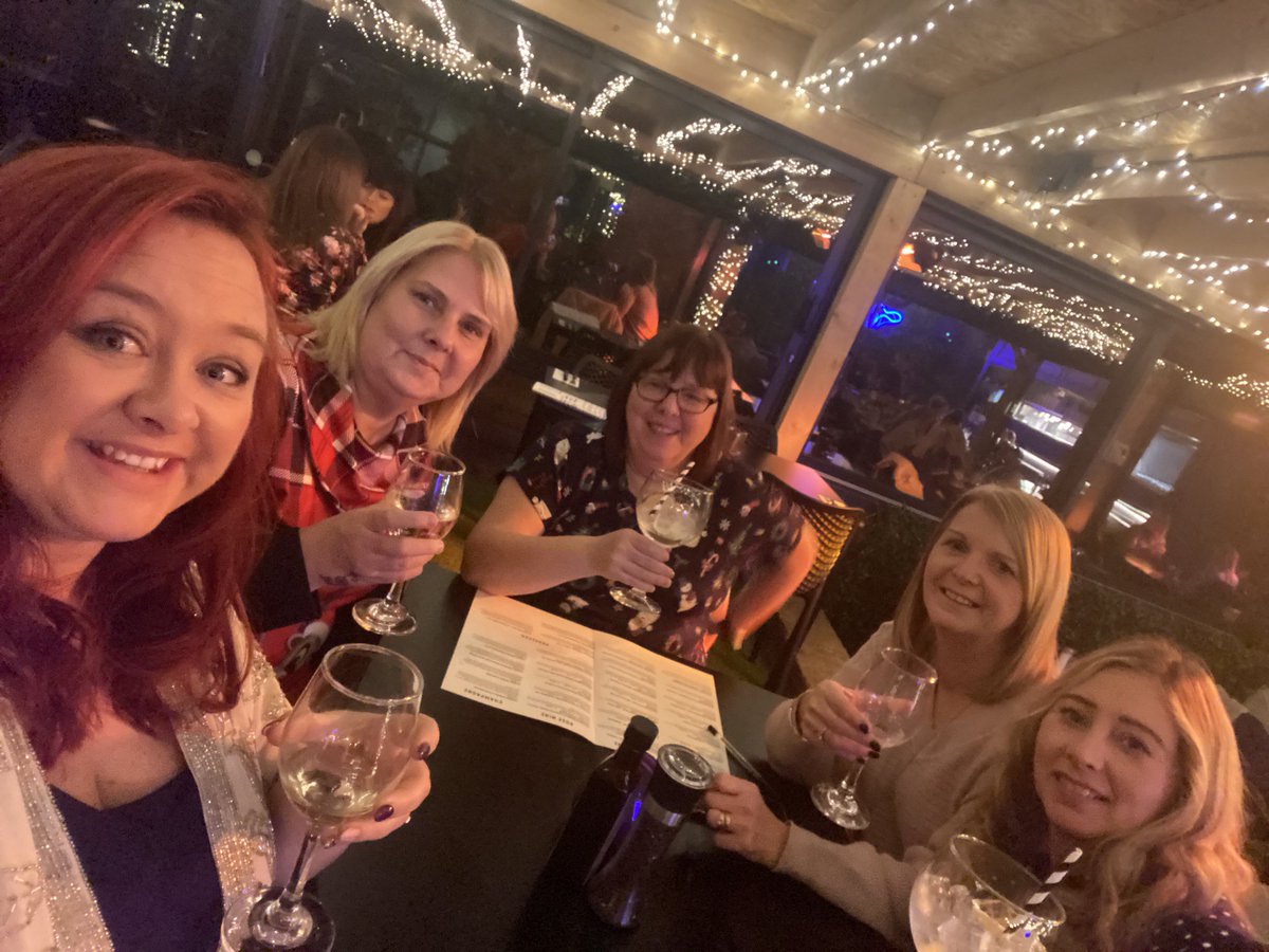 jojomercer80's tweet photo. @tamsynhaselden @PremexGroup @juliewilkes19 @carol_farnworth @JoFishwick1 @DouglassSue @Sarahlouie24 @jelly_kane Fabulous afternoon and evening, last women standing bit all home tucked up now #stillaschoolnight https://t.co/WHyMVZws4U