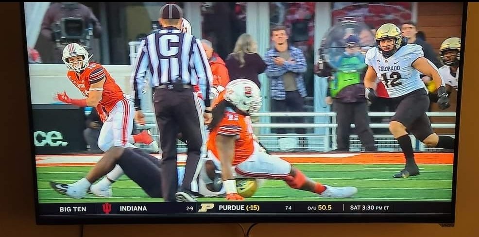 Takka_Jordan's tweet image. Cam is on the good side of Bam. I'd hate to be on his bad side. 😩 we seen how that turned out.