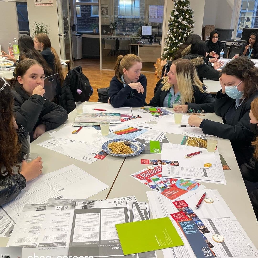 CarshaltonHigh's tweet photo. Where can German take you? The 2nd of our subject twilight sessions took place today, with an insightful talk delivered by Dr Catherine Smale from @kingscollege London. Students 
 got to hear about the many career paths that languages can lead to. #teamchsg @CHSG_MFL @MrDevenney https://t.co/6Xy2JwRVBG