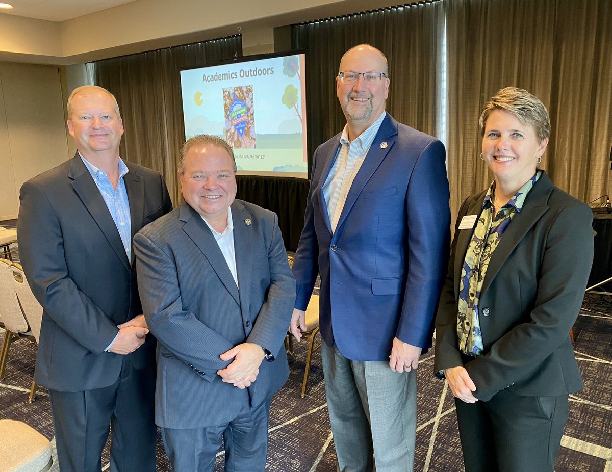 Region10ESC's tweet photo. Region 10, in partnership with the Circle 10 Council of the Boy Scouts of America, had the opportunity to showcase our Learning on Location program at the national Association of Educational Service Agencies (AESA) #aesaac21 conference in Houston today. https://t.co/rIGfSyV22I