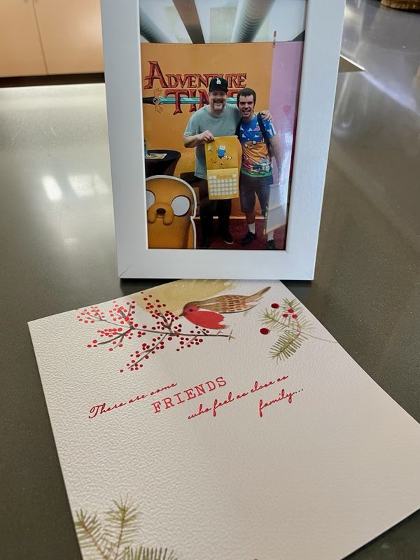 TheJohnDiMaggio's tweet photo. @RobbieThornton thanks so much for the wonderful gift, pally! 2017 Adventure Time Australia tour! Good times!! Happiest of holidays to you and yours from me and @iamkatemiller !!!!! #AdventureTime #Brisbane #SuperFan #HappyHolidays2021 #RobbieRocks!! https://t.co/jLdel6rw5U