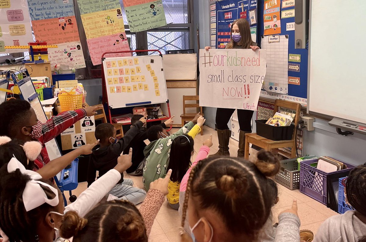 1_uft's tweet photo. This is the time to LOWER CLASS SIZES in NYC Public Schools! It's a public health issue! @NYCSpeakerCoJo @nyccouncil #smallerclasssize PS134 https://t.co/04oFLQfUf5