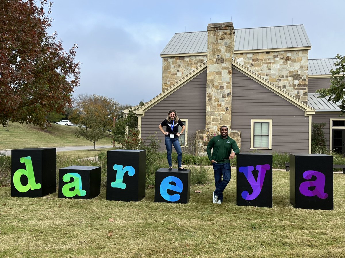 IowaColonyHS's tweet image. Everyone needs a group of people who will challenge you to grow and learn everyday. We dare ya to find that for yourself! Love this group of @AlvinISD high school principals and associates! #think2021 @ShadowCreekHS @ManvelHS @AlvinHSJackets @PhoenixLife_1