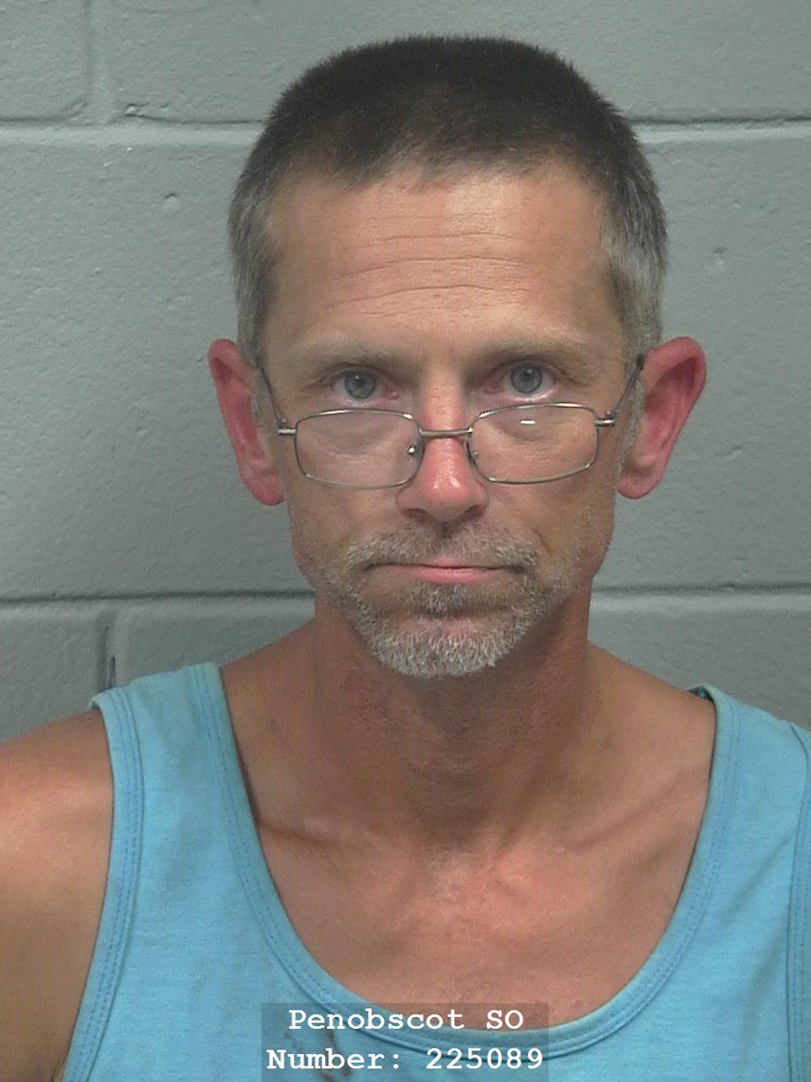 HoldenPolice's tweet photo. After a brief foot-chase, this wanted man (who was also out on bail x 3) was apprehended by @Town_of_Holden police, just a short time ago. His, is our 390th arrest of the year. #PleaseDontMakeUsChaseYou #additionalcharges https://t.co/bxZNPsHZho