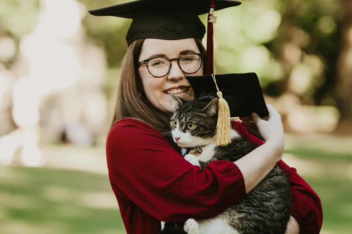hannahwade2000's tweet photo. With only 12 days left til graduation (&amp; my last day of class tomorrow) I can finally announce - I GOT A JOB🥳🎉Thrilled to say I’ll be working as the food reporter for the Free Times, a part of @PC_Columbia https://t.co/rc4dwZgNUV