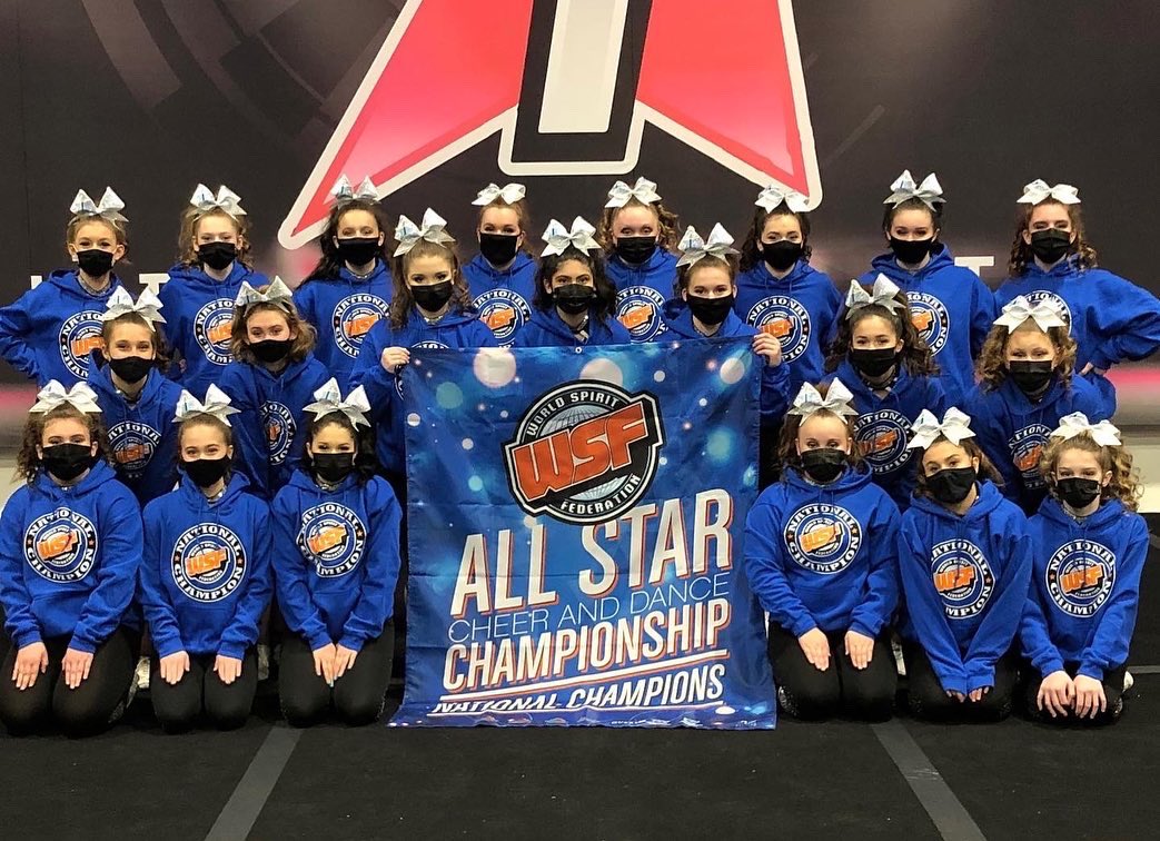 teamilcheer's tweet photo. It’s {𝐖𝐒𝐅} 𝚃𝙷𝚁𝙾𝚆𝙱𝙰𝙲𝙺 𝚃𝙷𝚄𝚁𝚂𝙳𝙰𝚈! Take a look at 👀 our very 𝒇𝒊𝒓𝒔𝒕 WSF Champion in 2007 💗Senior Pink &amp; our 𝒍𝒂𝒔𝒕 ever WSF Champions in 2020 🤍White Diamonds &amp; 🖤Black Sparkle. https://t.co/AR8SiQUyGf