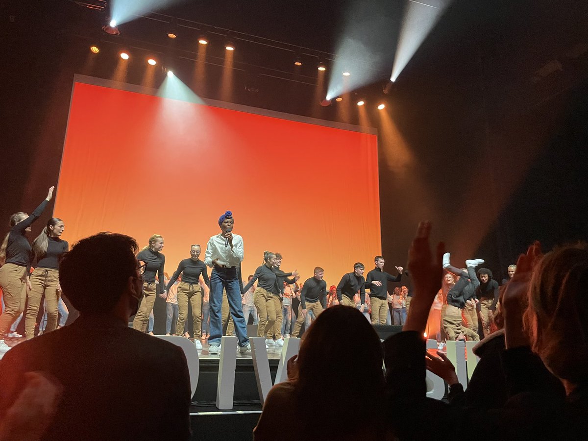 Nad_Alves's tweet photo. Vous avez aimé #SankofaUnit ? Alors vous allez adorer #SankofaUnit x #DaSquad ! Lauréate de #LaFranceAUnIncroyableTalent, cette troupe de danse énergise autant qu'elle émeut 😍 On est si chanceux de les avoir avec nous ce soir pour enflammer @Olympiahall 🔥 #Uniques #Diversidays https://t.co/6hxvu8QLGP