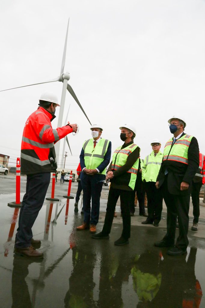 Governor Dan McKee tweet media