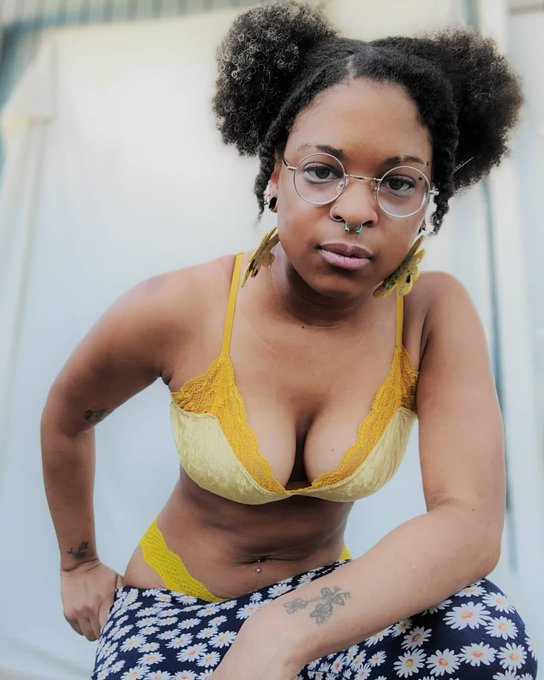 ME: Shout out to whatever ancestor/weather godling 4 coming thru so I could get some work done.  EARTH:<a href="/tag/ebonygoddess"class="tags"><span>#ebonygoddess</span></a><a href="/tag/alternativemodels"class="tags"><span>#alternativemodels</span></a><a href="/tag/lingerieshoot"class="tags"><span>#lingerieshoot</span></a>