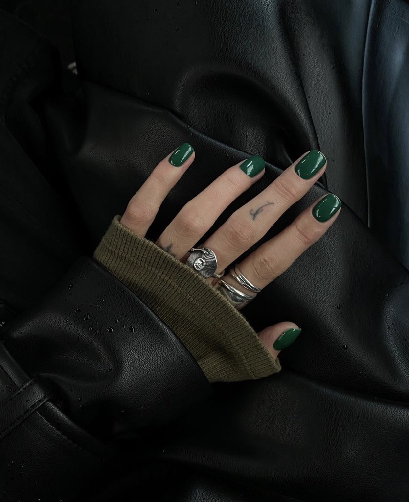This shade of green