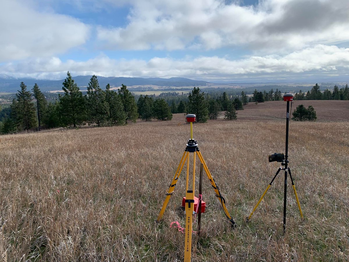 SurveyorHelp's tweet photo. Name a better profession.

I'm waiting!

#landsurveying #surveylife https://t.co/fAX5yRTKxX