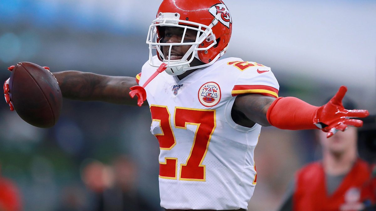 ChiefsCore's tweet photo. A lot of people talk about the most “underrated” player and say names like Diontae Johnson, Tim Patrick, etc, when in all likelihood, it’s Rashad Fenton. 

Rashad Fenton:

- Allowed only 192 Yards 

- Allowed 0 TDs

- PFF’s highest graded CB (86.8)

#ProBowlVote Rashad Fenton https://t.co/m0neDyLP3R