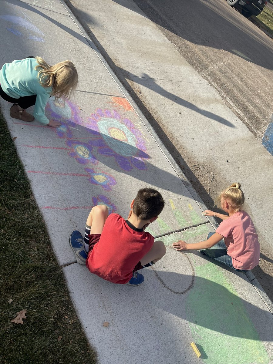 MoenchJenna's tweet photo. Second grade took advantage of this #beautiful December day to practice our two and three digit addition. We also had to take some time to color as well. ☺️ @BertrandVikings #VikingNation https://t.co/odwcLOfZM7