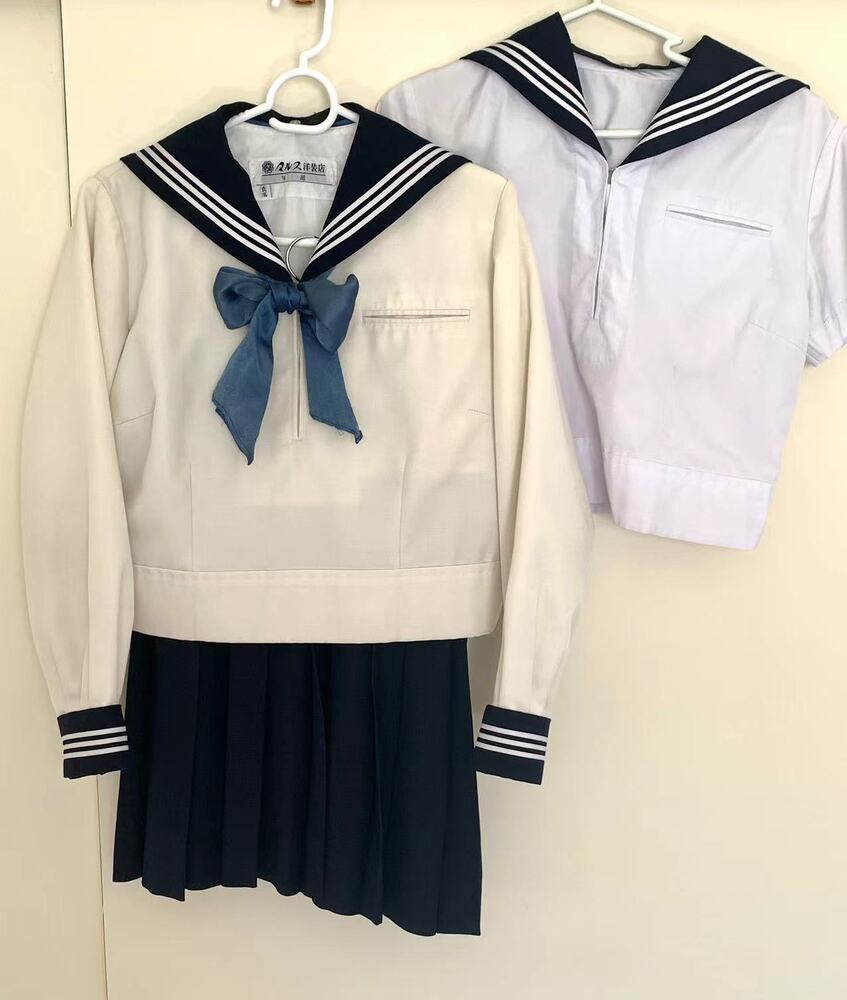 独特な セーラー服 上下セット 本物 夏服冬服 - コスプレ