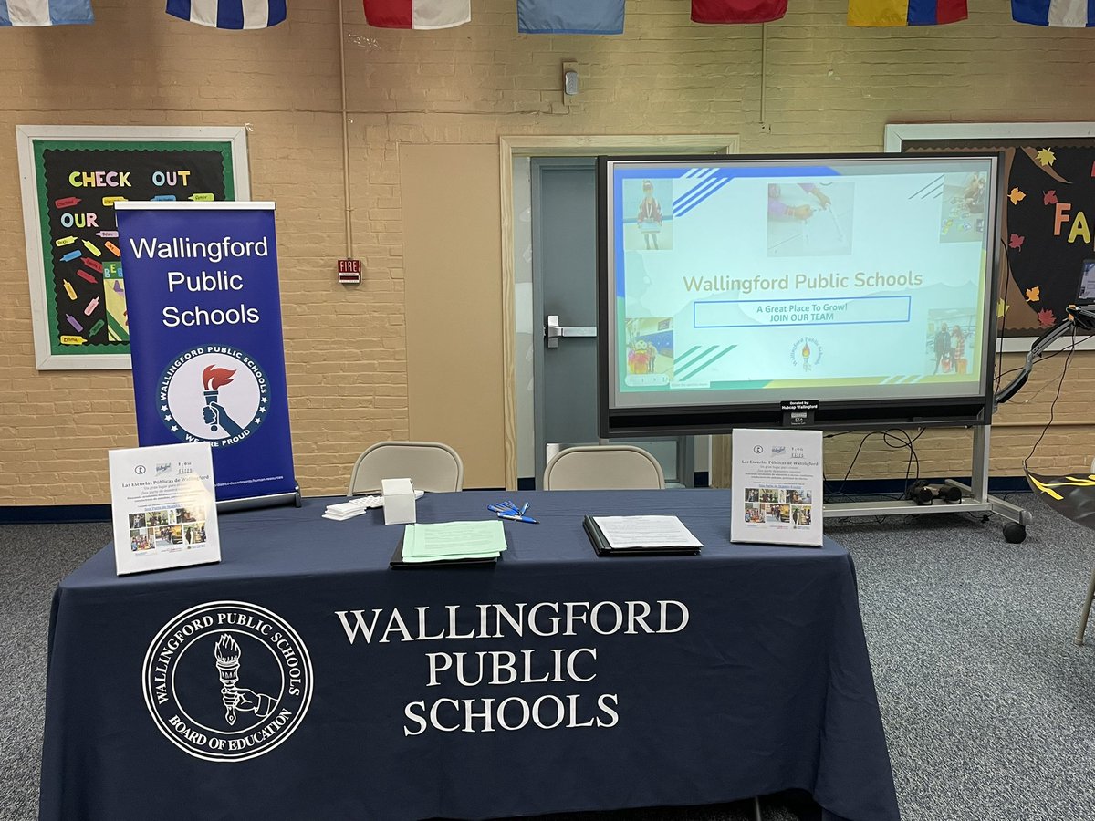 DrFranThompson's tweet photo. Excited to continue our Job Fair with our community partners @SCOW284 Come join our the best staff working with the best kids #WPSfamily https://t.co/6aDvYJDG3v