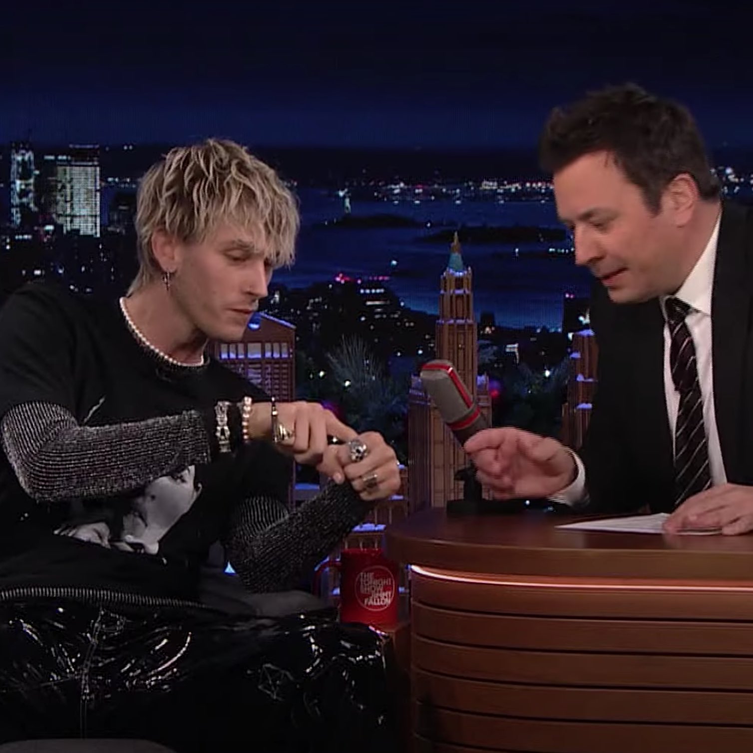 Pop Base on Twitter "Machine Gun Kelly revealed on Jimmy Fallon that