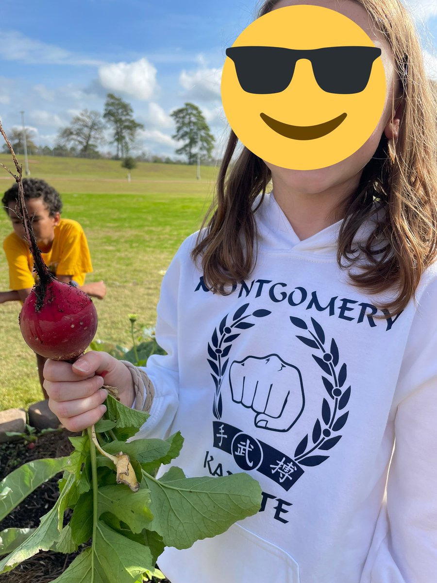 Mrs. Irshad (@irshadrtgg) on Twitter photo Beautiful day in the <a href="/Keenanlions/">Keenan Elementary</a> #SchoolGarden π»πβ€οΈ <a href="/readygrowgarden/">Ready to Grow Garden</a> <a href="/malmal76/">Mallory Kirby</a> Beautiful day in the <a href="/Keenanlions/">Keenan Elementary</a> #SchoolGarden π»πβ€οΈ <a href="/readygrowgarden/">Ready to Grow Garden</a> <a href="/malmal76/">Mallory Kirby</a>
