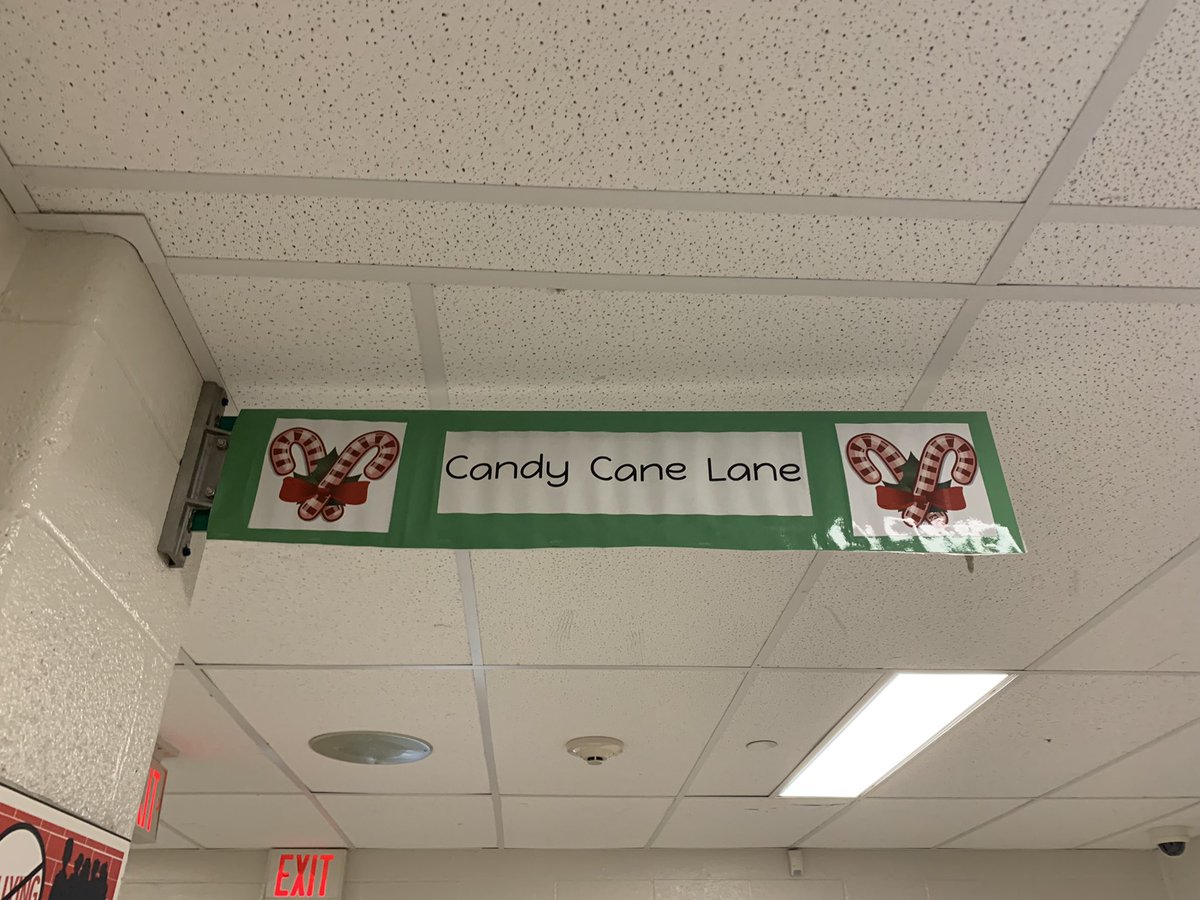 FFMcGinnCES's tweet photo. The streets have all changed names at FFM. The staff and students are so excited about the Christmas Post Office that opened for business yesterday and is already experiencing a stamp shortage! Good thing Santa is delivering more tomorrow. @YCDSB https://t.co/NTBNOqG8Ki