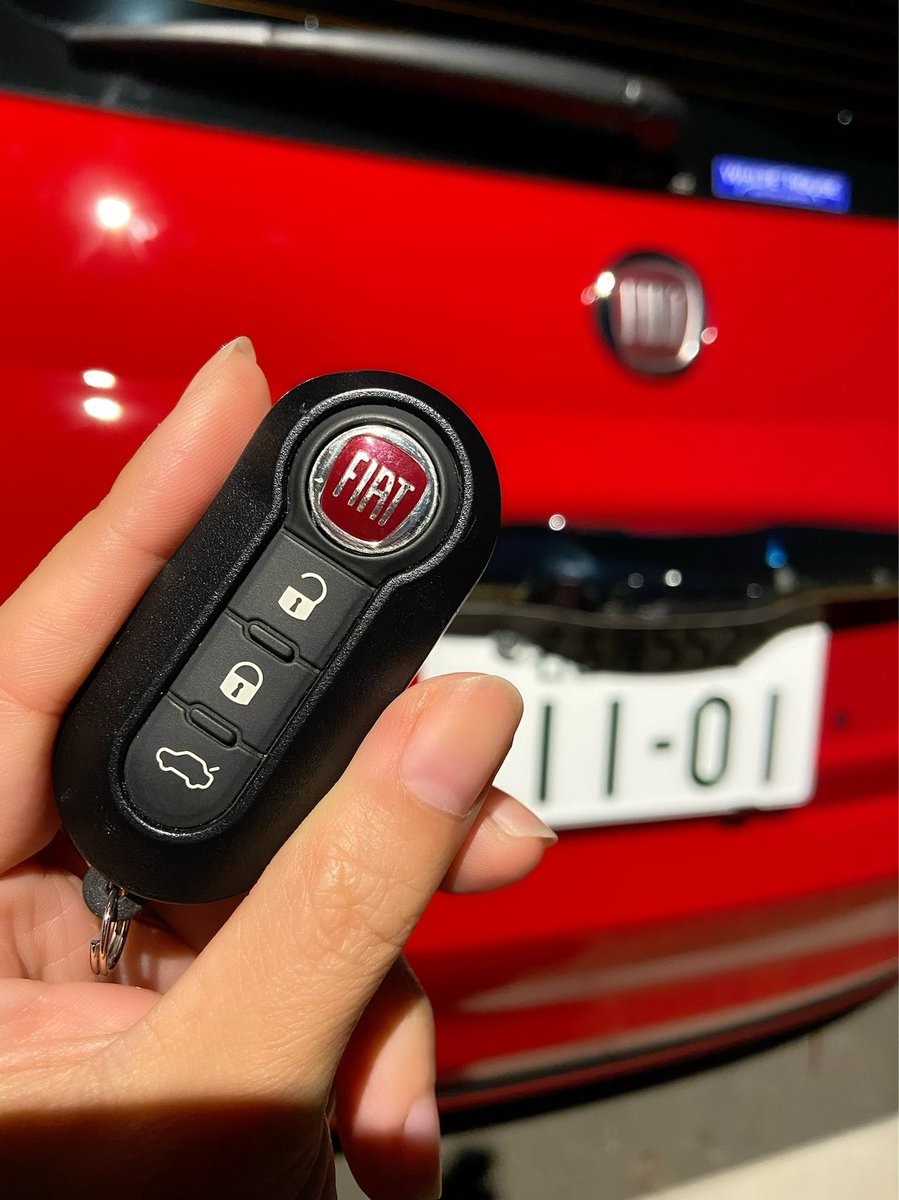 ohagi_jaaan's tweet photo. #相棒フィアット
#myfirstfiat
こんなタグあるんだ👀✨
もうすぐ納車から2週間!通勤メインでまだ遊びに行けてないけど、これからいっぱい色んなところ行けたらいいな�� https://t.co/DAapm6yxBH