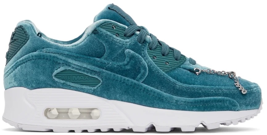 KicksFinder's tweet photo. Ad: NOW LIVE via SSENSE 
W Nike Air Max 90 Lucky Charms "Ash Green"
$180 + FREE shipping and returns 

>> https://t.co/jwzpFlLIY3 https://t.co/MmFN1SvykT