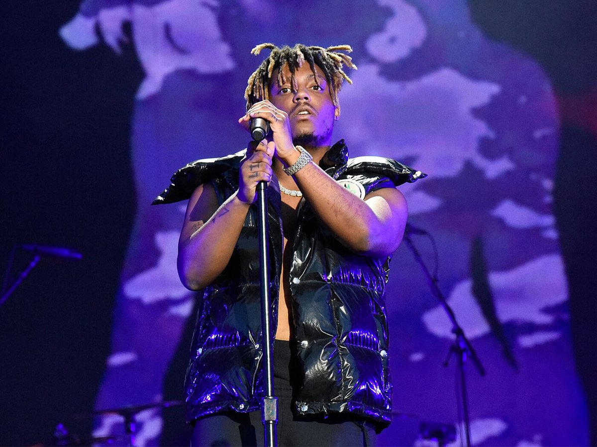 unkn0wn_guy1's tweet photo. Happy Birthday, @JuiceWorlddd! Wish you were here to celebrate your birthday with us! Can’t wait believe your now 23! 🖤🌎 https://t.co/fcTXBLRQgw