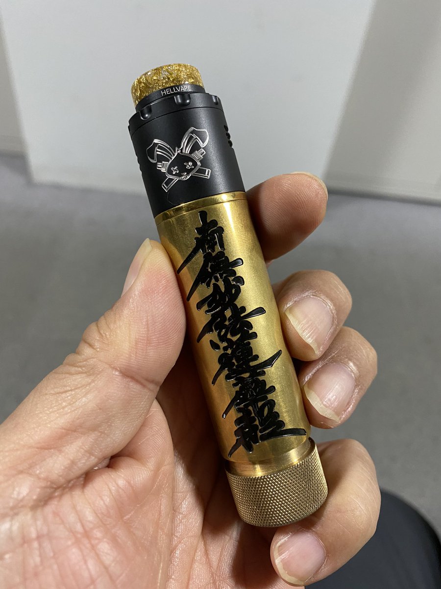 NDS74884138's tweet image. おはようございますー。

キタキタ金曜日w

今日を乗り切ってゆっくり休みたい・・・

今週ももう一息、手元足元ご安全に〜。

清正公にうさちゃんを乗せてみました。

#vape好きな人と繋がりたい
 #vscmod
#deadrabbit3