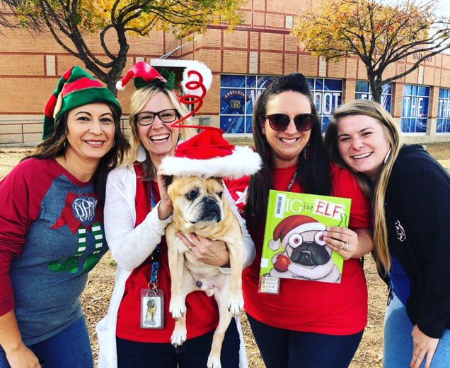Pre K got to meet the Real Pig the Elf🐶❤️ Do I hear extra bells ringing?🔔 #GESshineon <a href="/EarlyGcisd/">GCISD EARLY CHILDHOOD</a> <a href="/GESHale/">Nancy Hale</a>