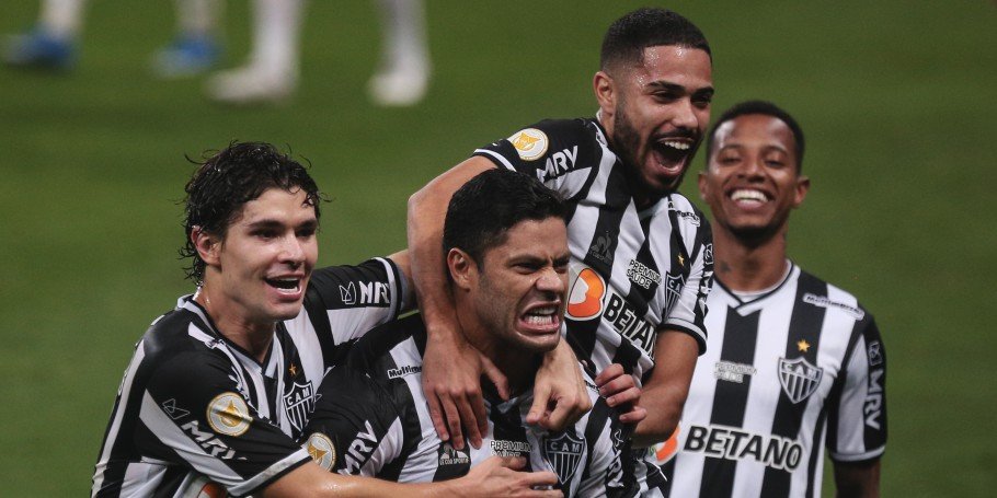 FCBayernBR's tweet photo. Do campeão da #Bundesliga para o campeão do @Brasileirao 🇩🇪🇧🇷

Parabéns pelo título, @Atletico 🏆🐔

#SomosFCBayern ♦️ #VamoGalo https://t.co/1ALaCjEgVe