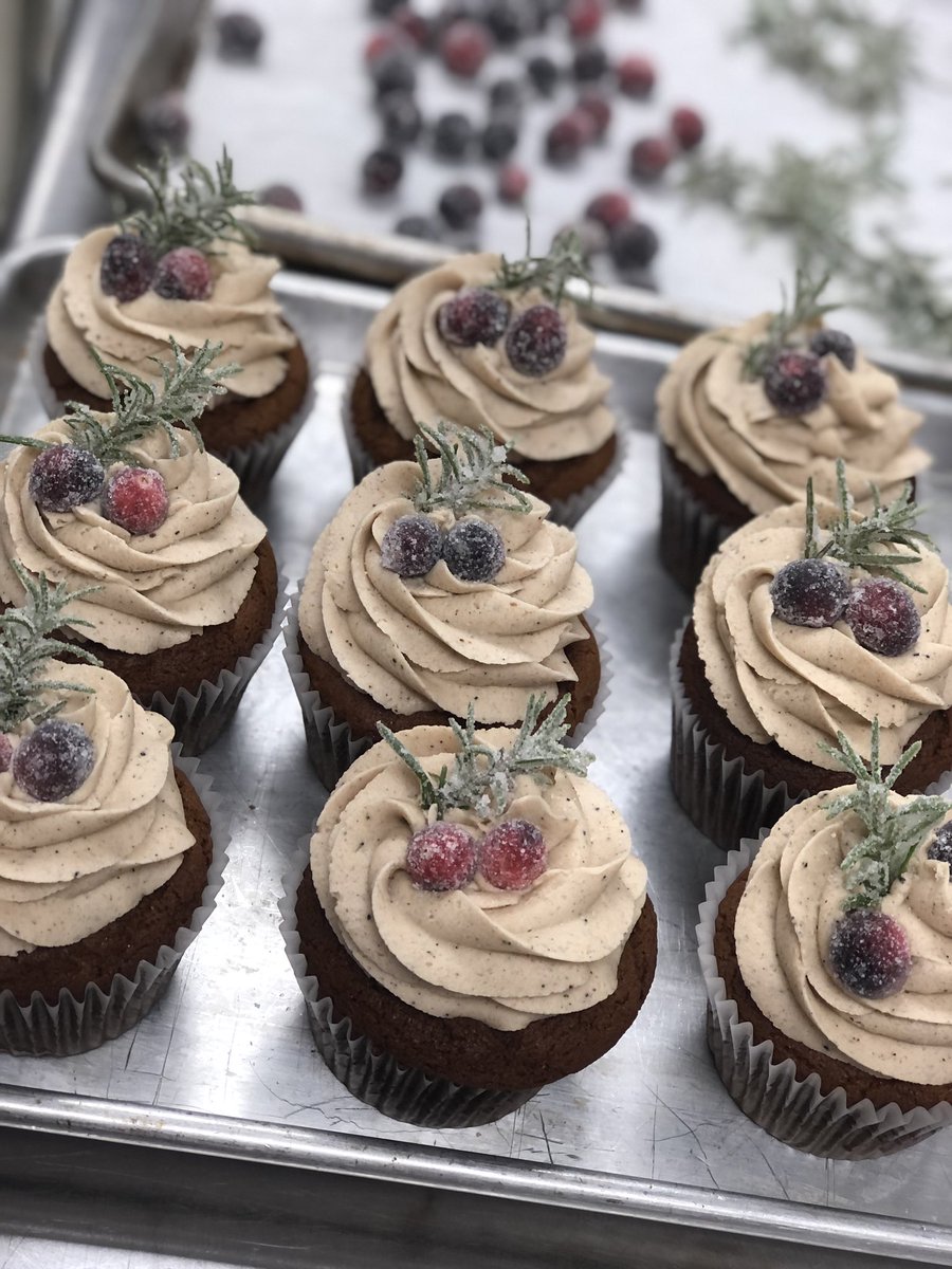 WildcatCafe2's tweet photo. Celebrating GBHS December staff birthdays with gingerbread cupcakes and brown butter cinnamon buttercream! #HappyBirthday 
@Gbhwildcats 
@Chesapeake_CTE 
@cpschoolsva https://t.co/9gf787F6zp
