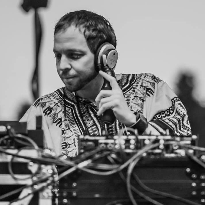 Ryan Bauer, a twenty-year veteran of dance music culture got his start in the summer of 1994 at a string of underground events in St. Louis.

<a href="/SoulStateLV/">Soul State</a> Saturdays

🔮 Saturday / <a href="/AREA15official/">AREA15</a> / 11PM

GUEST LIST: sevn.ly/xYOYcGTK