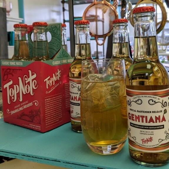 KitBarSupply's tweet photo. New in Store: Top Note Tonic's Gentiana from their new limited-release Bartender Release series.
Gentiana is an aperitivo soda featuring French gentian root and can be drunk over ice as a spirit-free version of a Campari Soda.
#spiritfree #apertivo #supportsmallbusinesses https://t.co/5yAeRSnwwa
