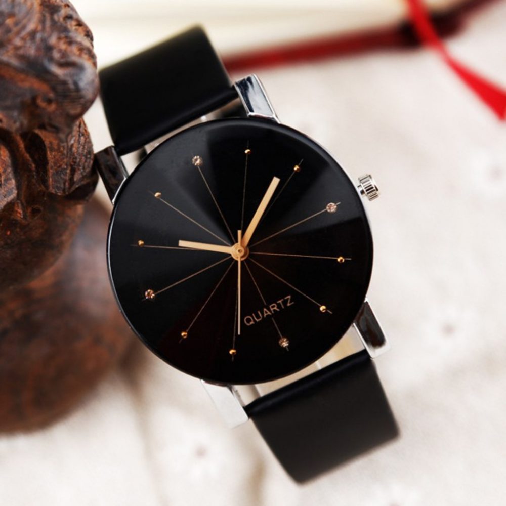 Men Women Leather Strap Line Analog Quartz Ladies Wrist Watches Fashion Watch Women's Watches Brand Luxury Watch megmoon.com/men-women-leat…
#fashion|#tech|#home|#lifestyle