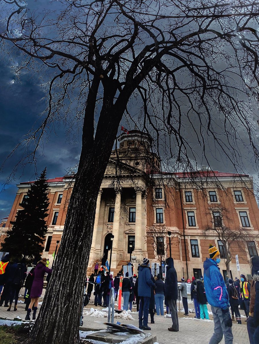 Today <a href="/UMFA_FAUM/">UofM Faculty Assoc.</a> warriors were at <a href="/umanitoba/">University of Manitoba</a> Admin building to remind everyone the gloomy future of higher education in Manitoba. #fairdeal #umfa2021 #umfastrike