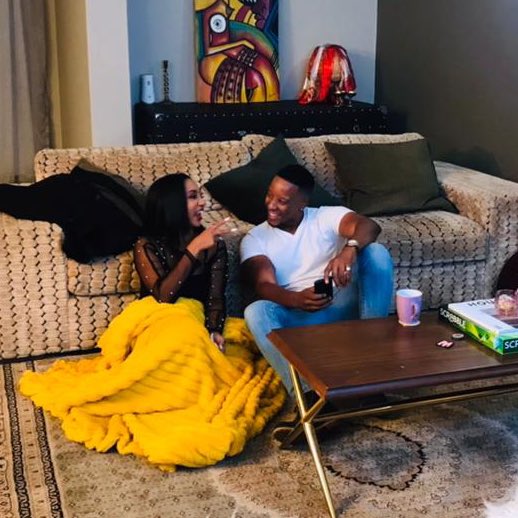 Look who’s joined us on the set of #justsayhello 💕☕️ the super talented <a href="/AmmaraBrown/">AMMARA</a> staring alongside <a href="/BathongTk/">T.</a> &amp; <a href="/shaunmunda/">SＨΛＵＮ</a> 🤩

Since this is a #romcom I guess you’re all wondering… who ends up with the girl? 😍🤔🤐

Another great day of filming with this talented cast! 🙌🏽