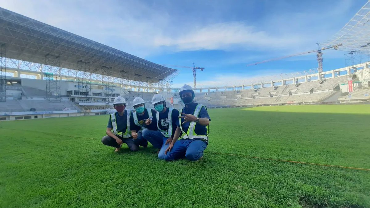 abouttng's tweet photo. Pembangunan Banten International Stadium (BIS) yang berada di di kawasan Sport Centre Jalan Raya Pandeglang, Kelurahan Kemanggisan, Kecamatan Curug, Kota Serang, semakin terlihat hasilnya. Saat ini progress sudah mencapai 85%.

#abouttng https://t.co/bxnODCXq1S