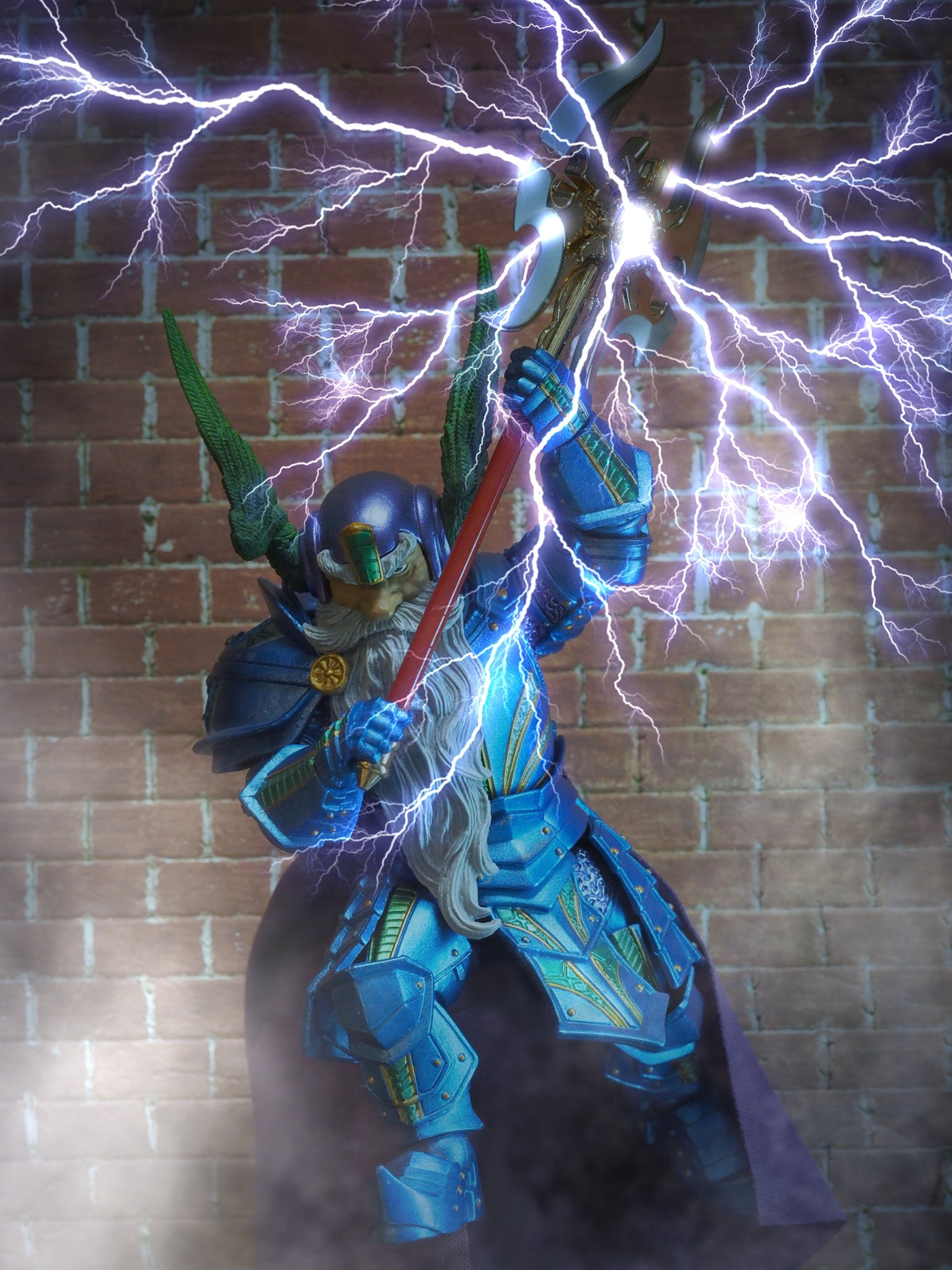 ぶーちゃん 見た人も無言で斧を構えた何かをあげる T Co 0ueabx80ow Twitter