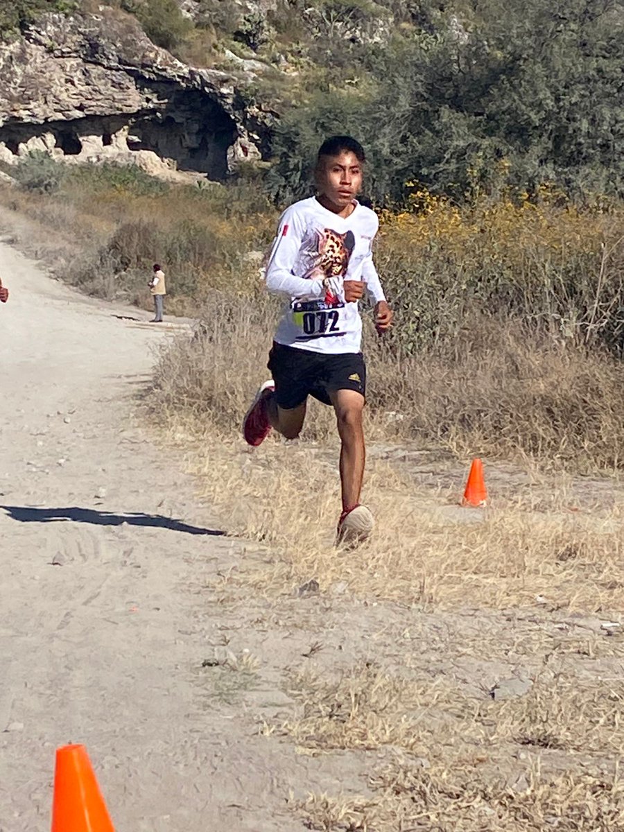 JaguaresclubT's tweet photo. 2do trail Painani.
Tehuacán Puebla.
Jaguares Club Tehuacán presentes.
#trailrunning #timetoplay #montaña #runnermx #runnerlife #runner #running #trail #entrerunners https://t.co/U8KOImksU1