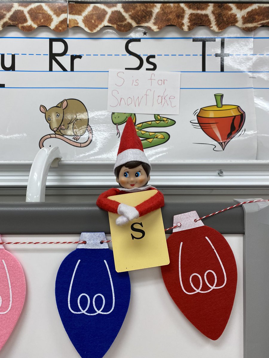 jovteach's tweet photo. We had a special visitor show up yesterday! Meet Snowflake! ❄️ Today she left us a note about her name. We’ve had lots of fun writing about her adventures so far! #ClassroomElf #SnowflakeAdventures #WEStandtogether #becomebelongNYCSD @WESpolarbears https://t.co/btrsrCJoxv