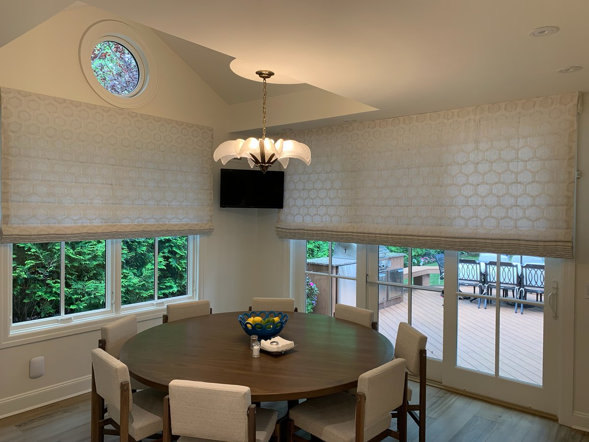 Vlonne_WF's tweet photo. "Product of the week"
"Roman Shades"
Click the link below to learn more...
https://t.co/7lPiRSfA12
Follow us to see more of our products!
#vlonne #windowfashions #romanshades #romanshadesblinds #homedecor #interiordesign #beigeshades https://t.co/3PNfWGjtxO