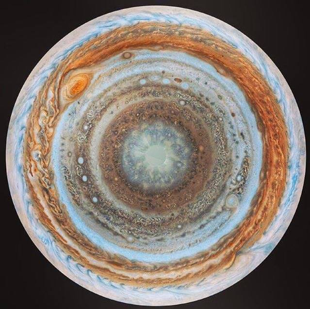 RT @MichaelGalanin: Jupiter is viewed from the bottom.

Credit: NASA/JPL/Juno spacescraft https://t.co/Zl2KJAIII1
