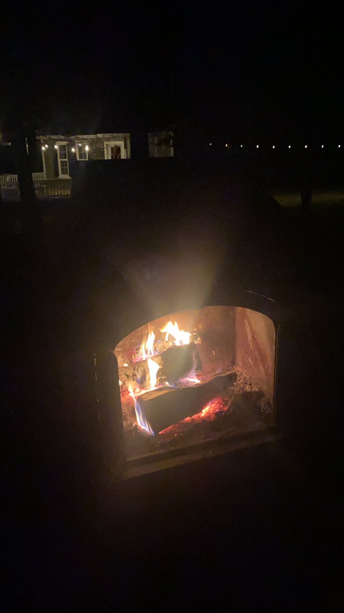 SabrinabBrown's tweet photo. Loving these cool nights! https://t.co/mlLMASWifM