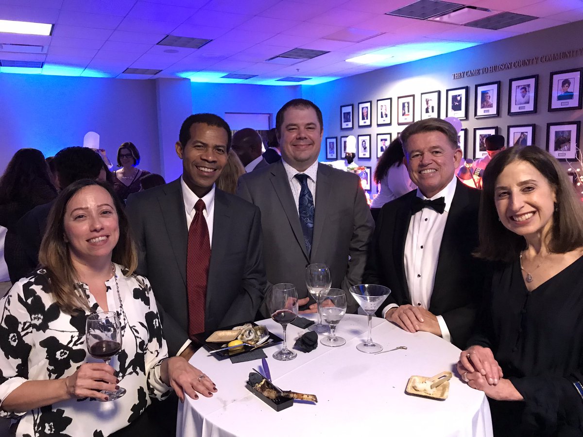 HudsonCCC's tweet photo. Hudson County Community College Foundation 24th Annual Holiday Gala Celebrates with ‘Hats Off to Hudson’s Heroes! #HCCCFoundation https://t.co/XvQVlNrpb0