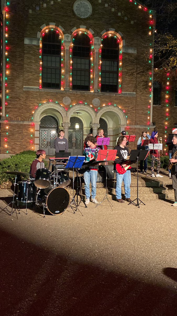 WFHS Big Red Band tweet media