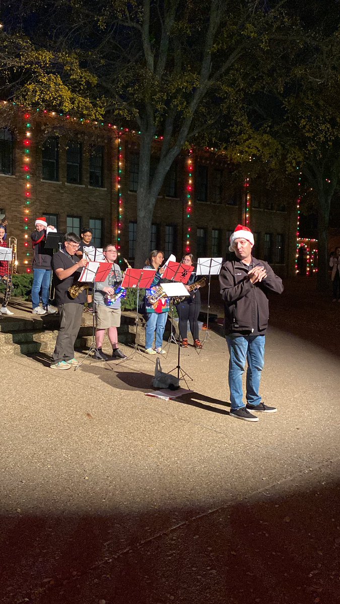 WFHS Big Red Band tweet media